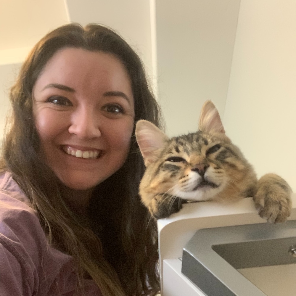 Meet your Posher, Alyssa